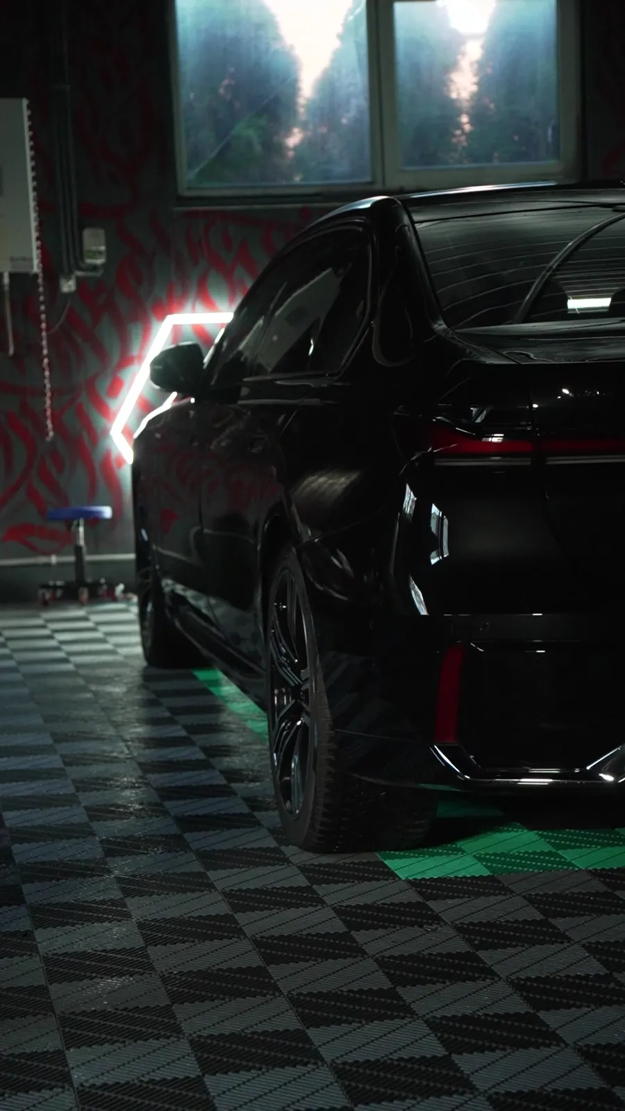 BMW i7 after detailing in the studio