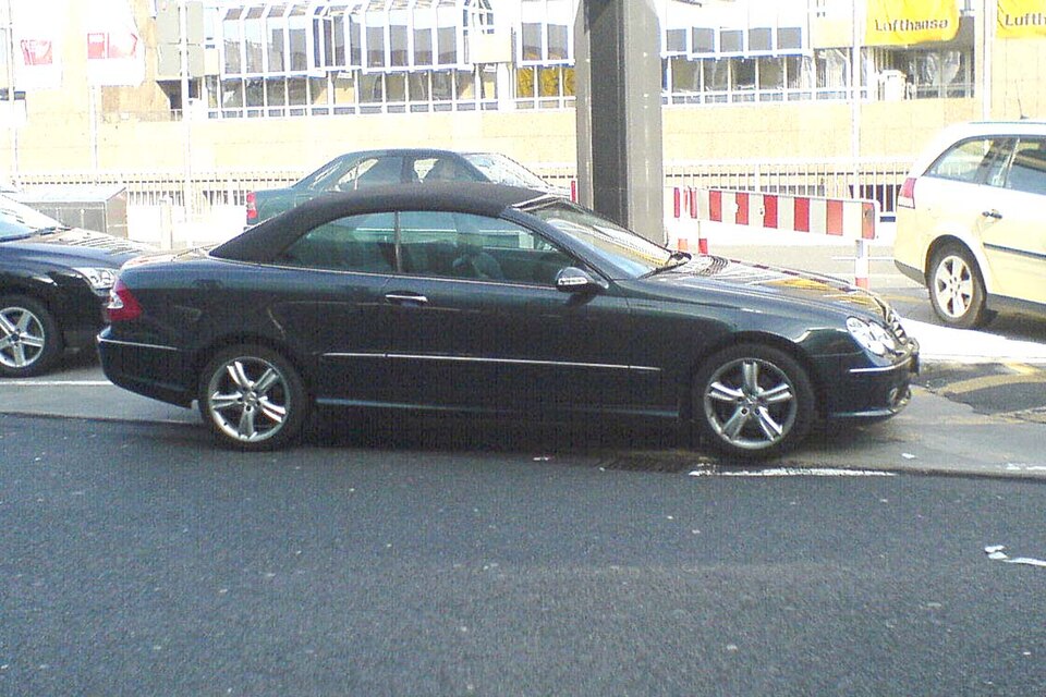 Mercedes-Benz CLK A209