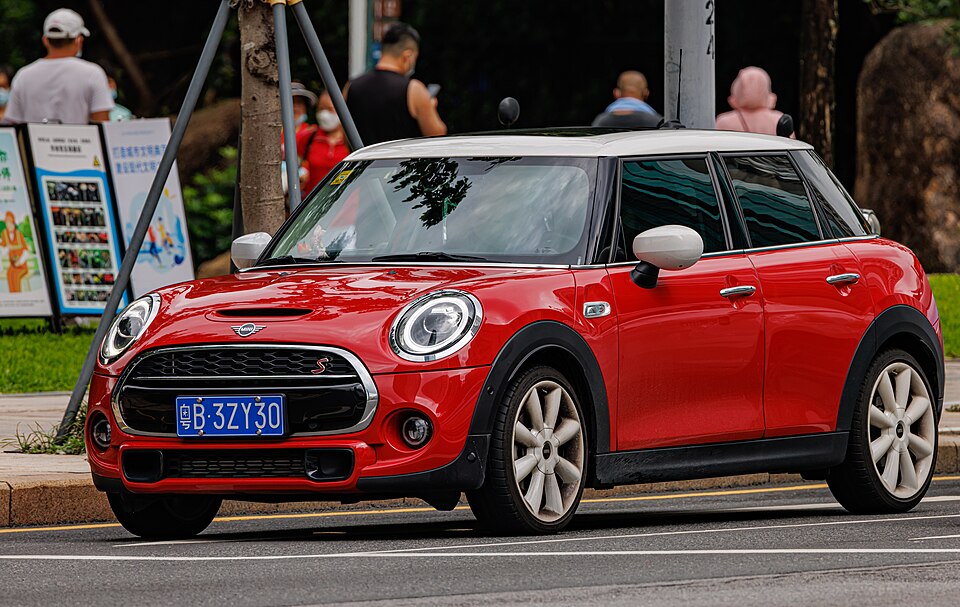 MINI Cooper F55 (2000-2024)